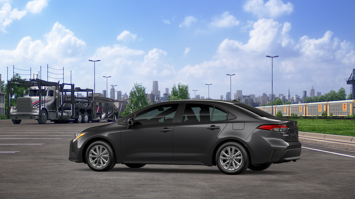 2026 Toyota Corolla LE photo 5