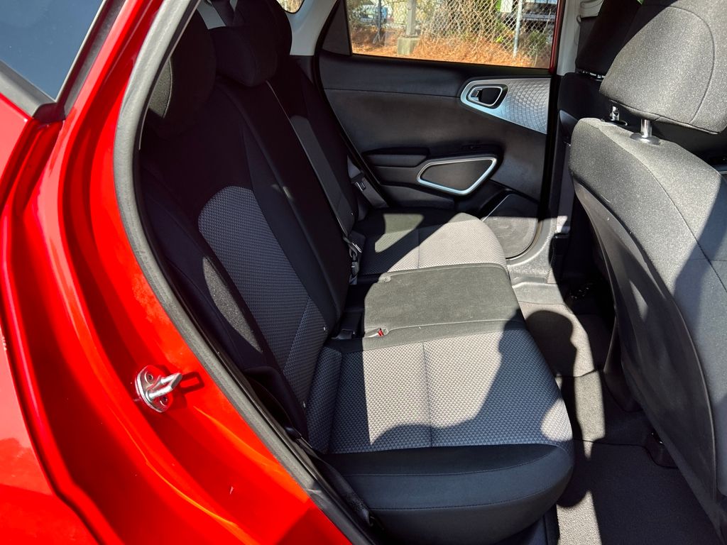 2023 Kia Soul LX photo 27