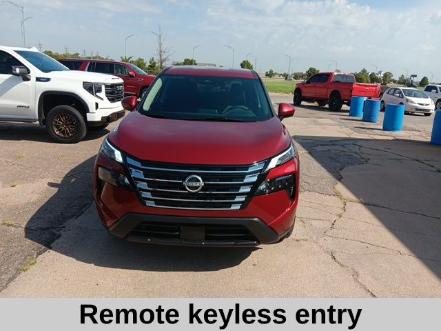 2026 Nissan Rogue SV photo 3