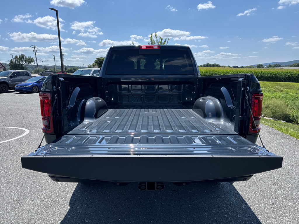 2025 Ram 2500 Tradesman photo 2