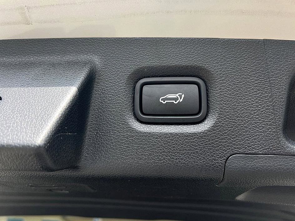 2022 Hyundai Santa Fe SEL photo 23