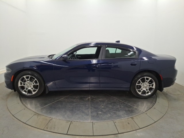 2016 Dodge Charger SXT AWD photo 4