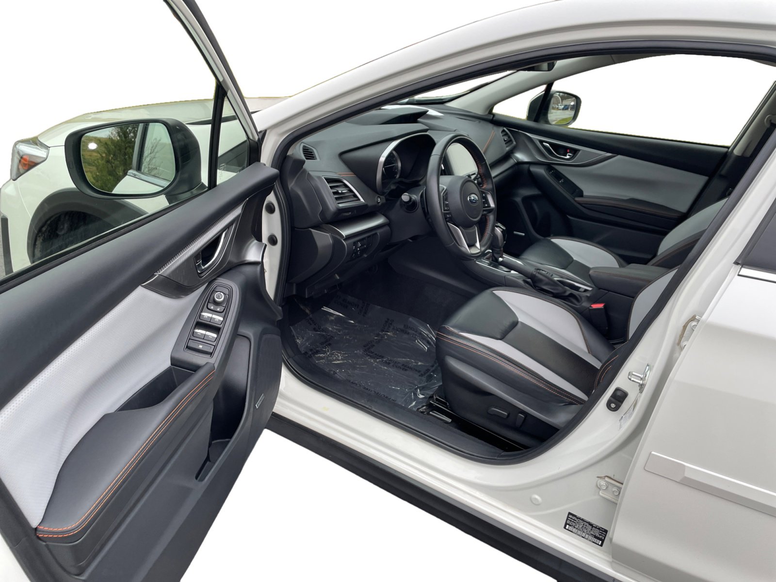 Used 2021 Subaru Crosstrek Limited with VIN JF2GTHNC1M8316815 for sale in Kansas City