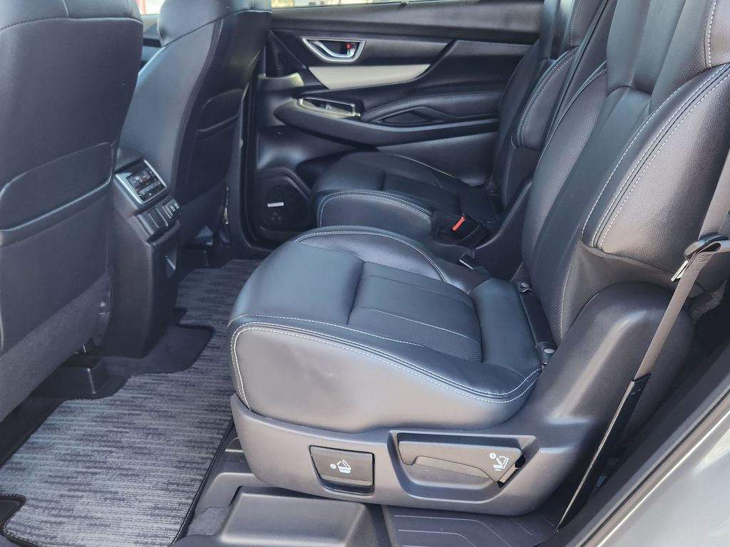 2022 Subaru Ascent Limited photo 12