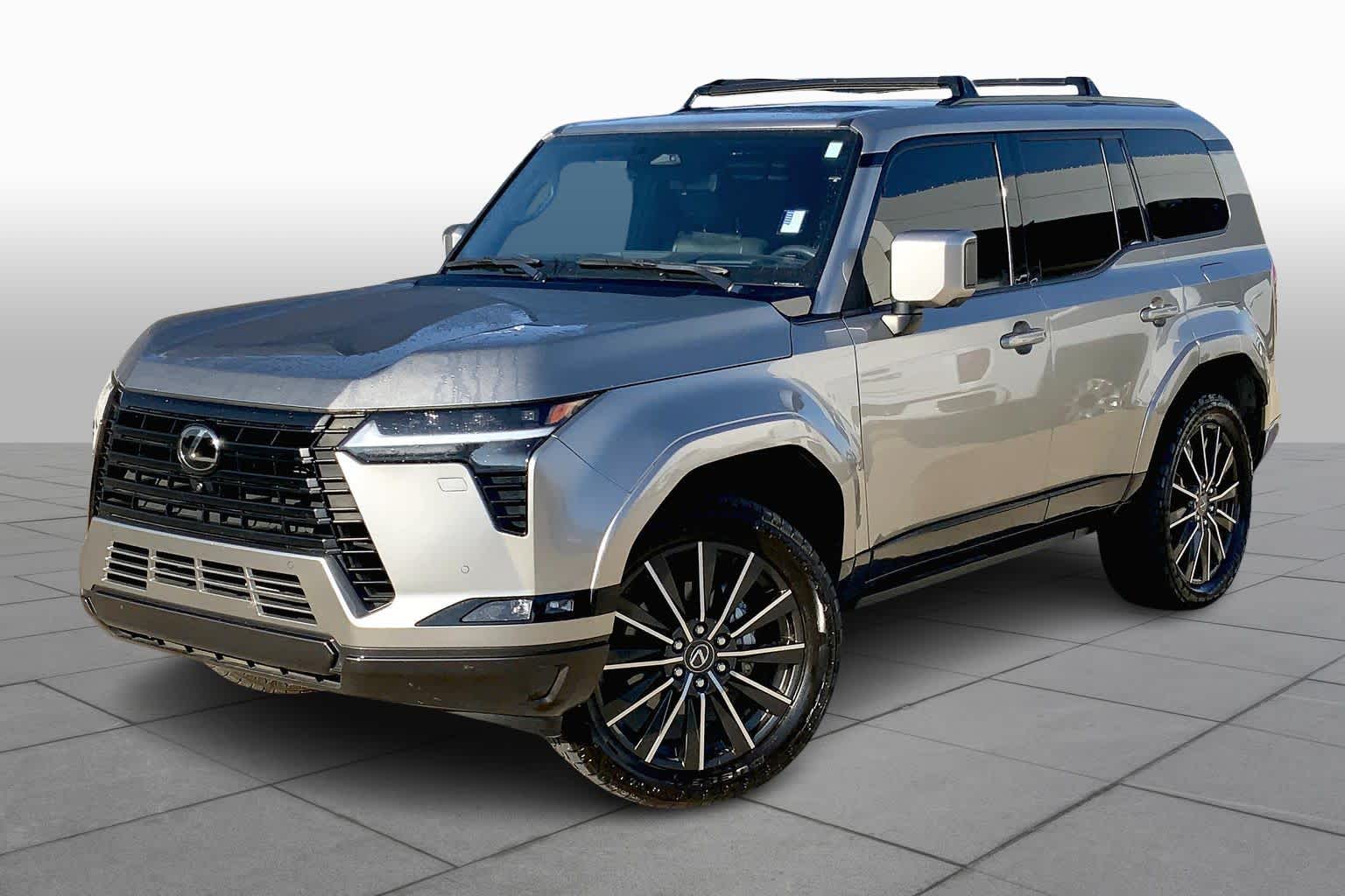 2024 Lexus GX Luxury's photo