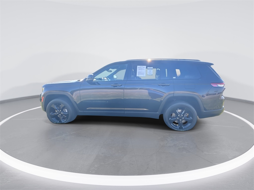 2022 Jeep Grand Cherokee Altitude photo 4