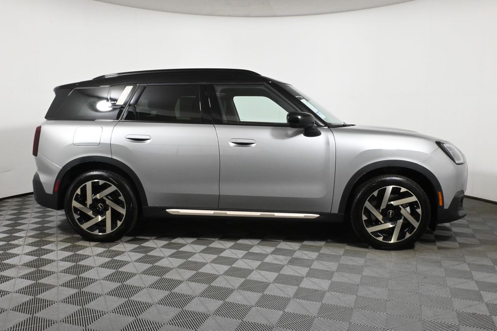 2025 Mini Countryman SE ALL4 photo 7