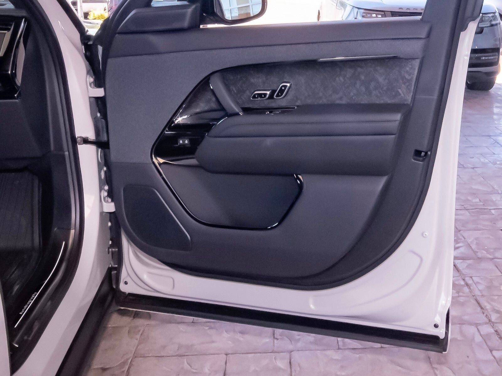2025 Land Rover Range Rover Sport Autobiography photo 40