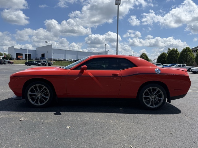 2021 Dodge Challenger GT photo 4