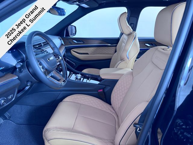 2025 Jeep Cherokee L Summit photo 19