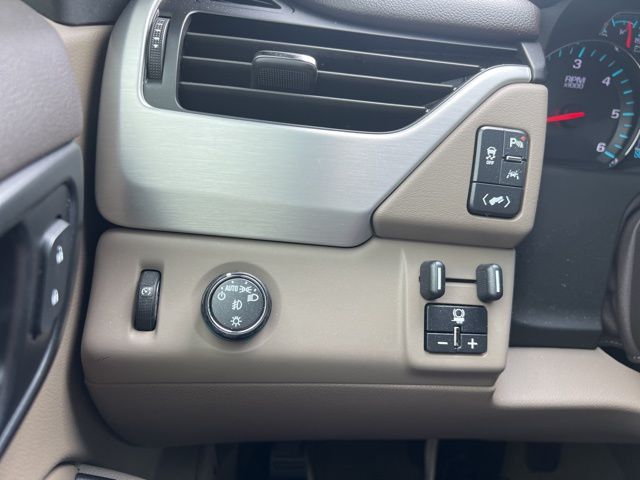 2018 Gmc Yukon SLT photo 9