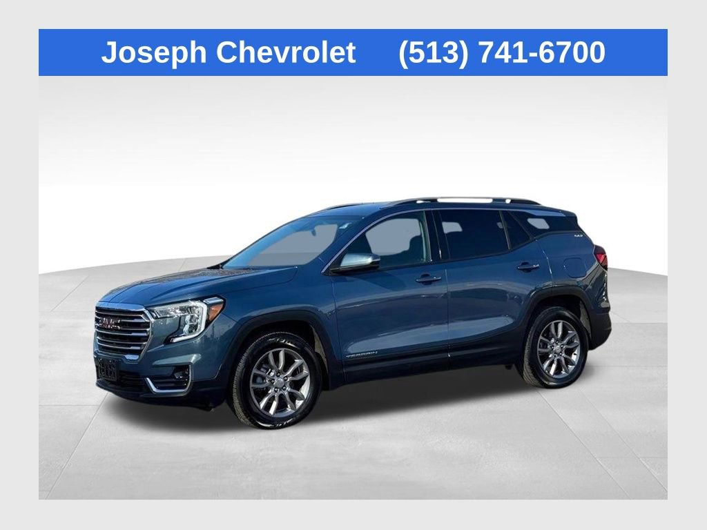 2024 GMC Terrain SLT's photo