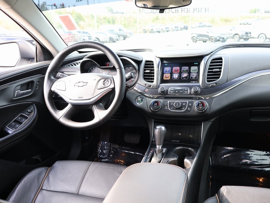 2016 Chevrolet Impala LTZ photo 13