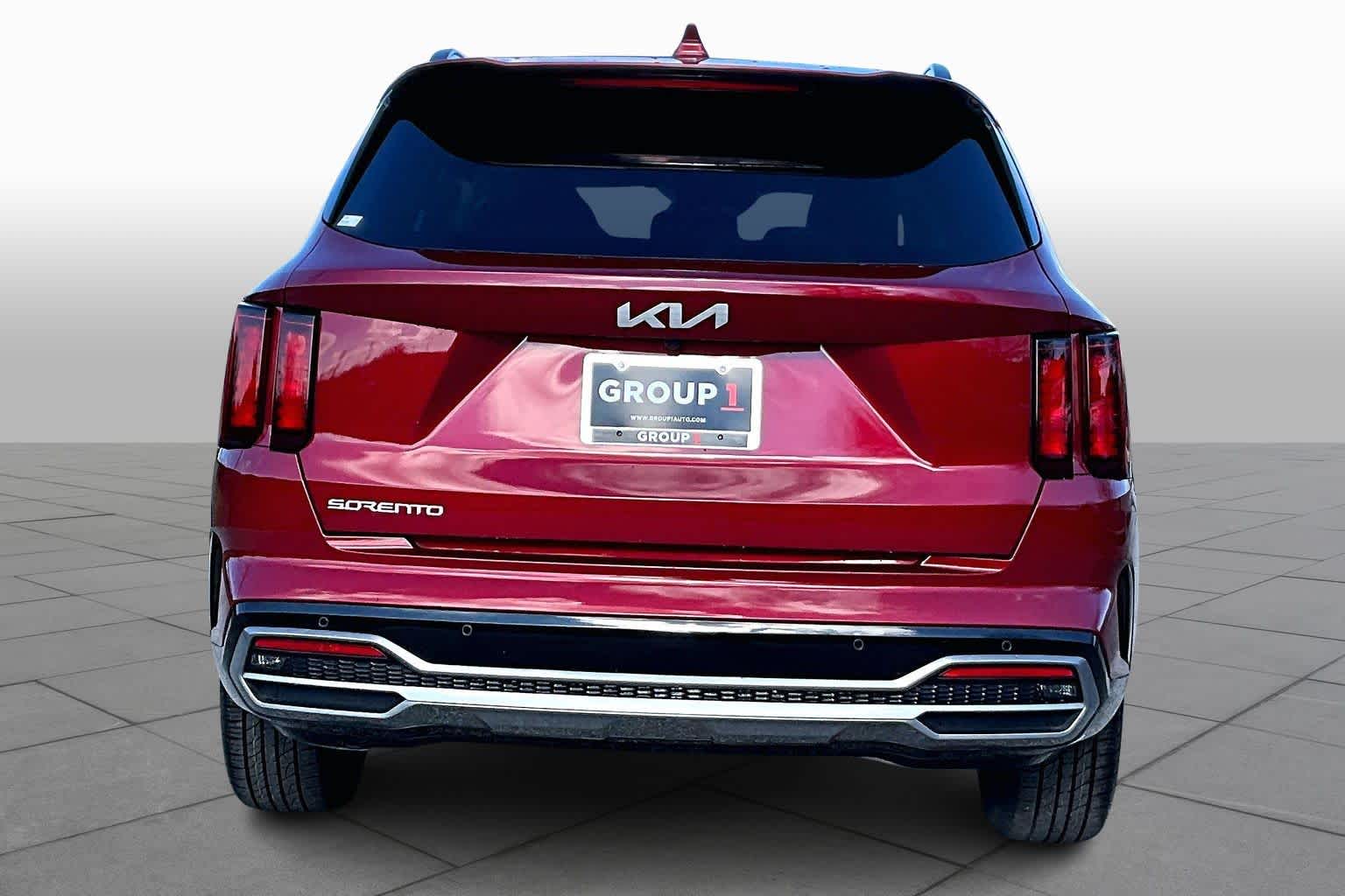 2023 Kia Sorento S photo 4