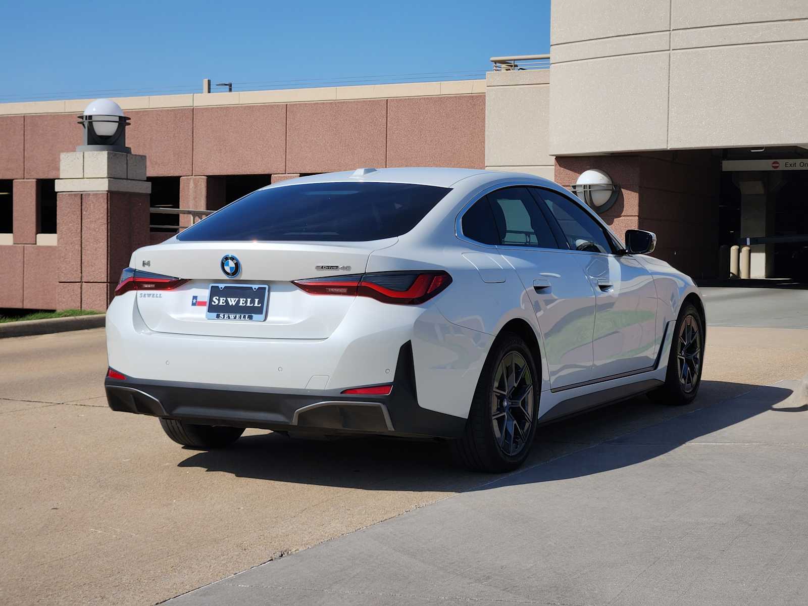 2023 Bmw i4 eDrive40 photo 4