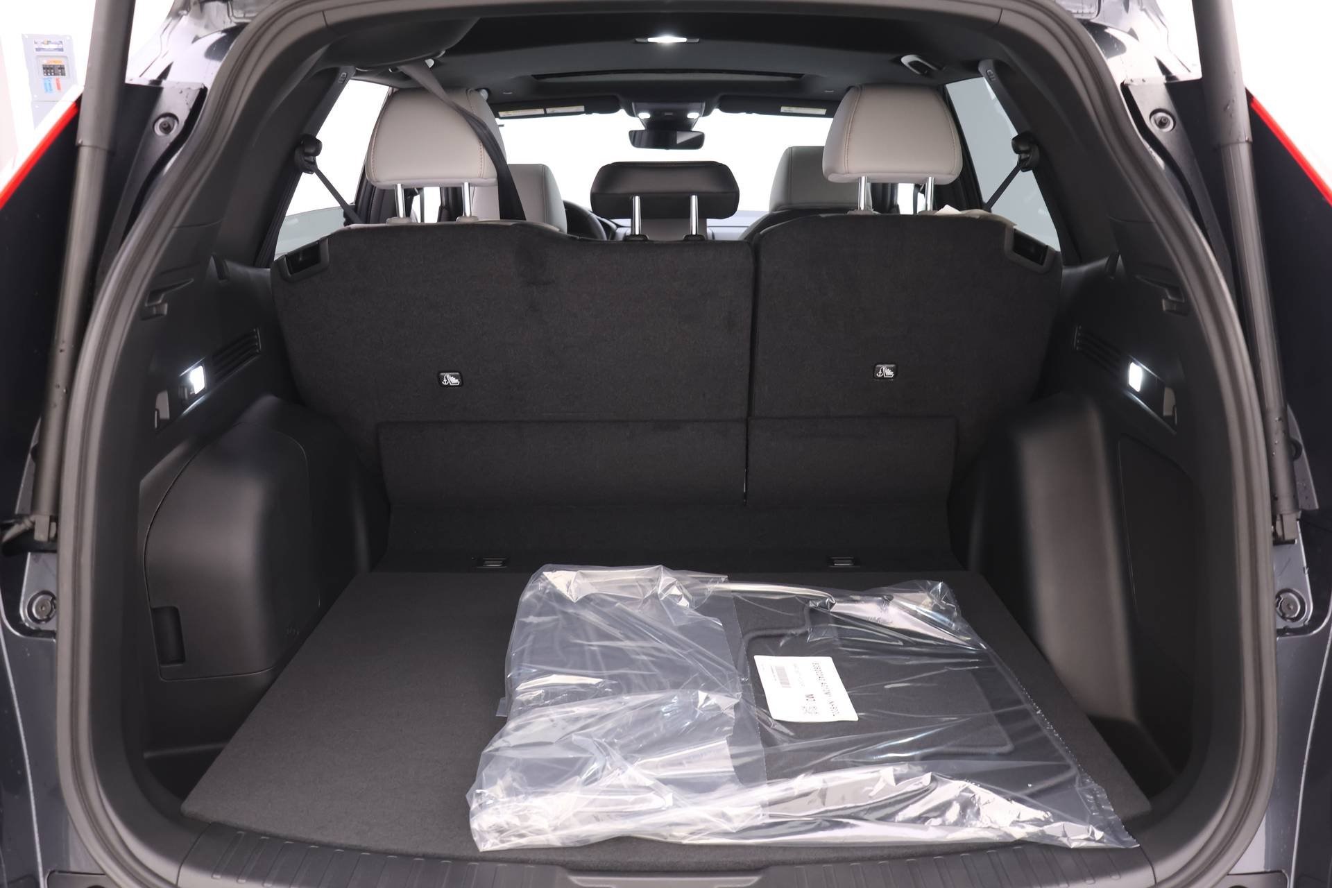 2026 Honda CR-V Hybrid Sport Touring photo 11