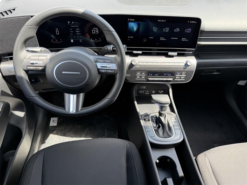 2025 Hyundai Kona SEL photo 27