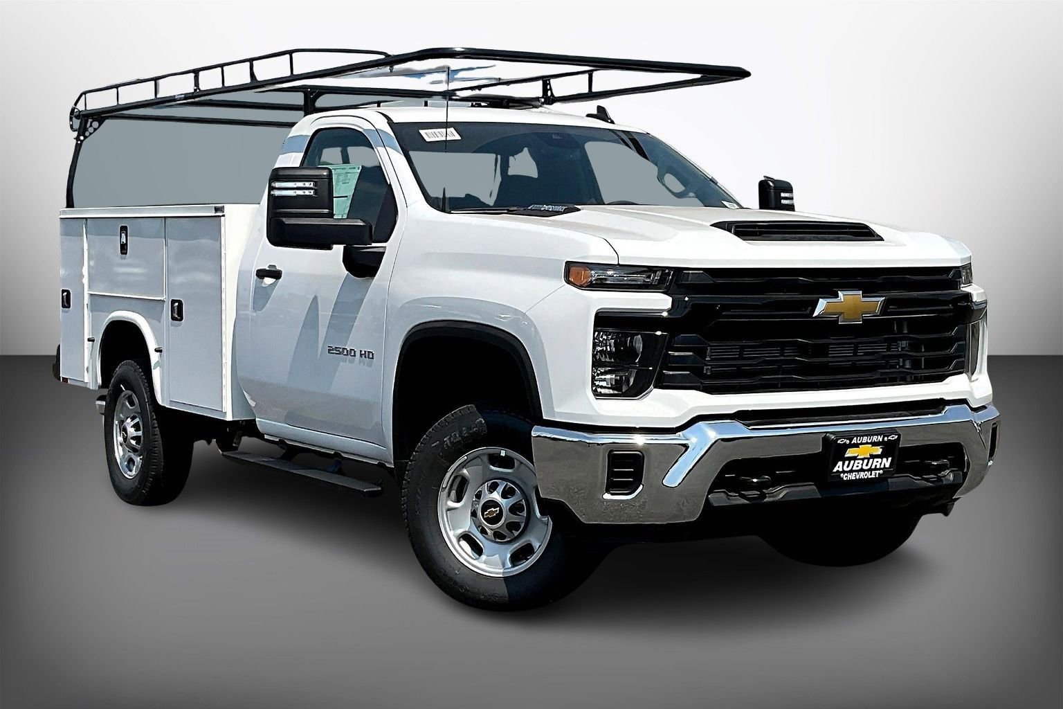 2024 Chevrolet Silverado HD WT's photo