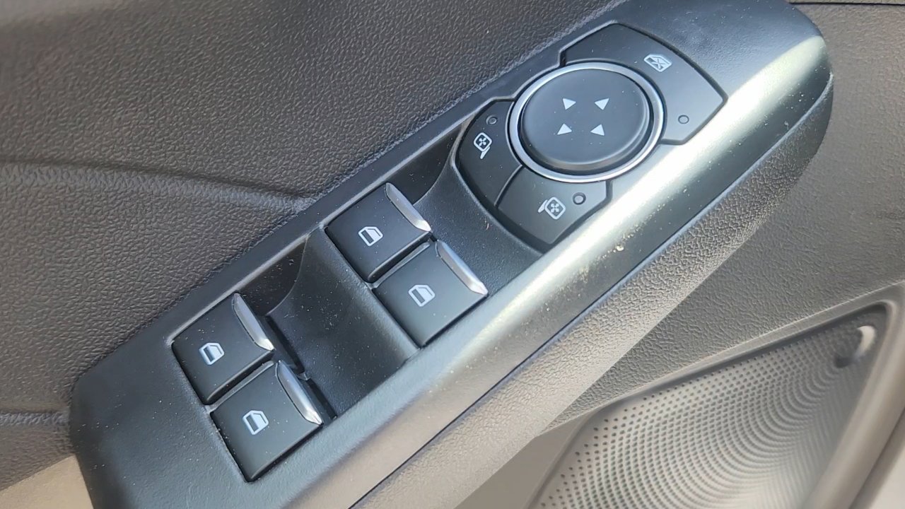 2025 Ford Escape ST-Line photo 10