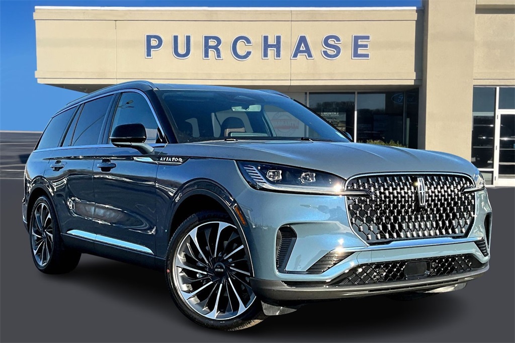 2026 Lincoln Aviator Reserve's photo