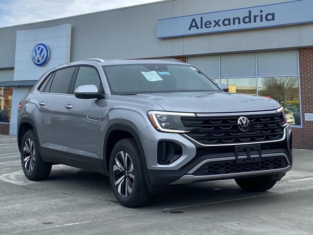 2026 Volkswagen Atlas Cross Sport SE's photo