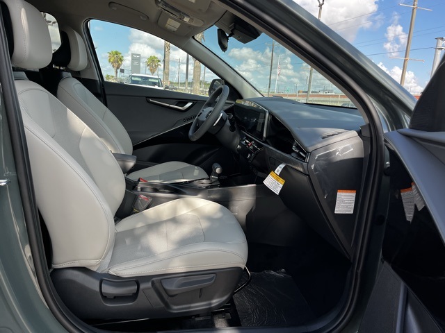 2025 Kia Niro EX photo 19