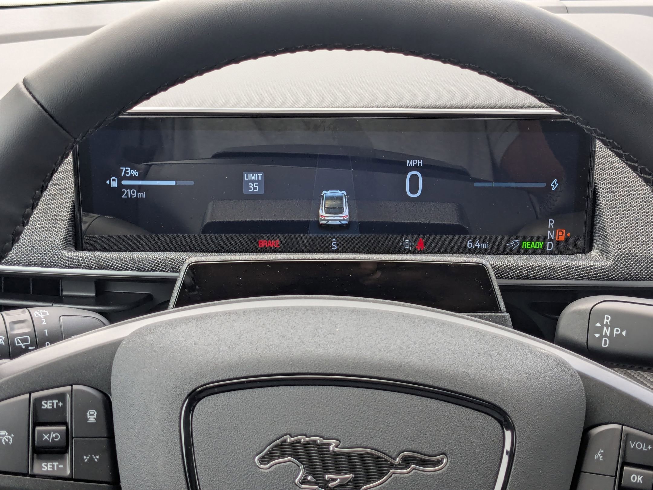 2025 Ford Mustang Mach-E Premium photo 17