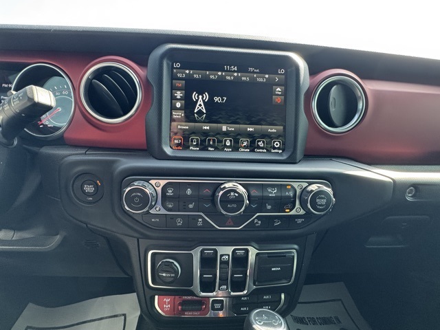 2018 Jeep Wrangler Unlimited Rubicon photo 28