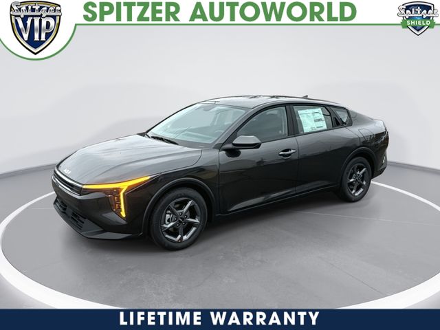 2025 Kia K4 LXS's photo