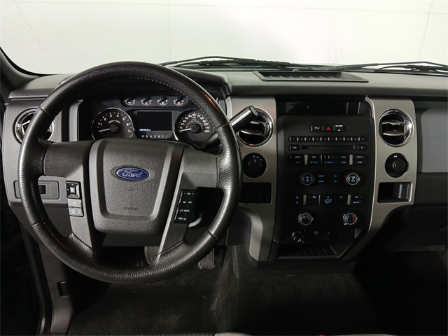2011 Ford F-150 XLT photo 10