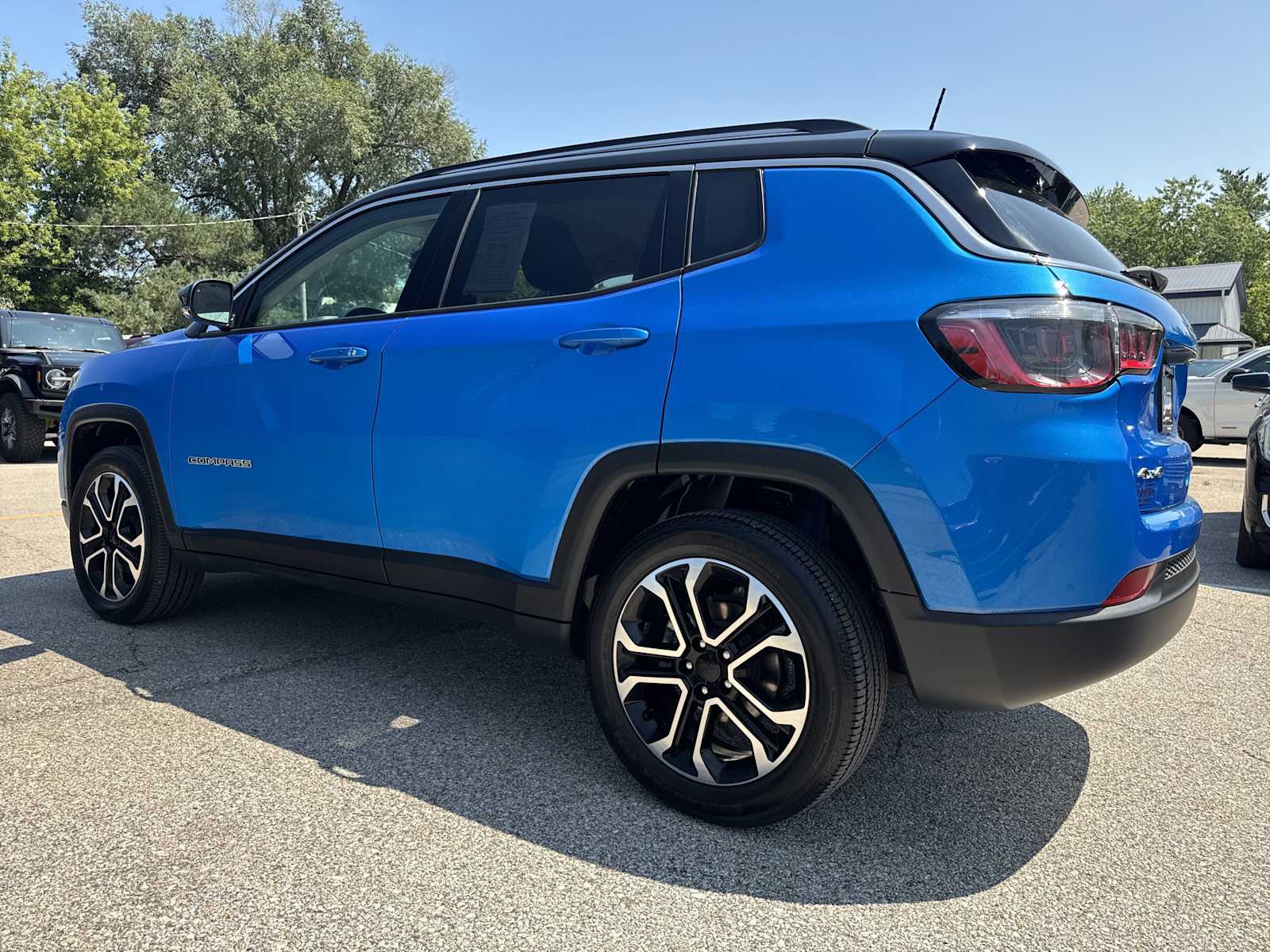 2022 Jeep Compass Limited photo 6