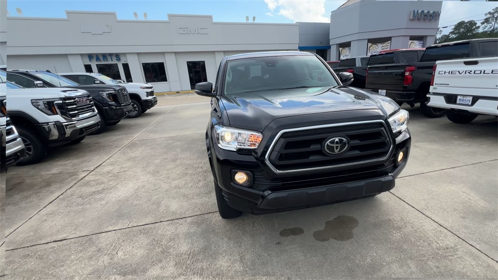 2022 Toyota Tacoma SR5 photo 3