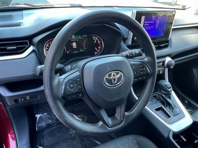 2023 Toyota RAV4 XLE photo 28
