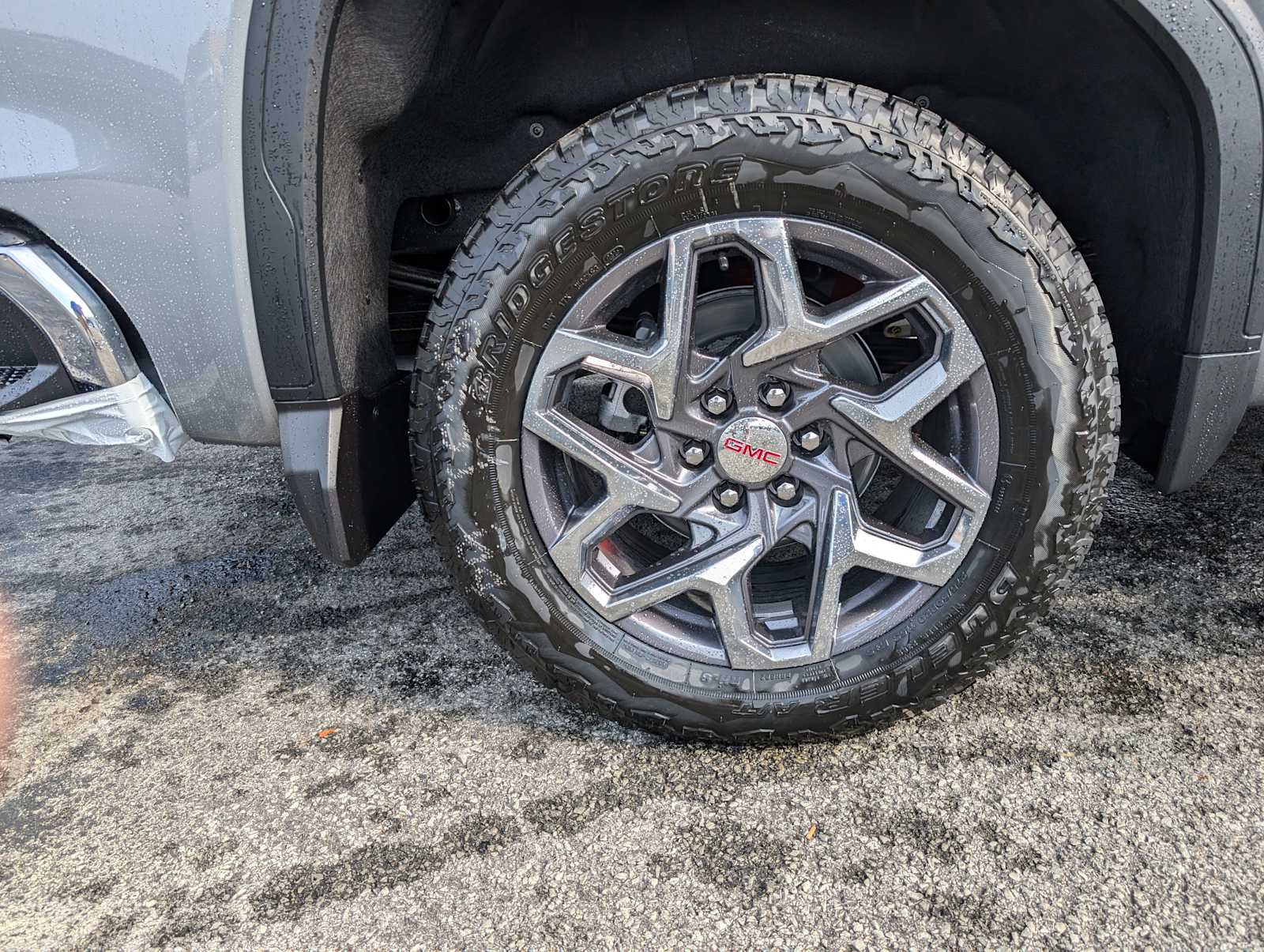 2026 Gmc Sierra 1500 SLT photo 3