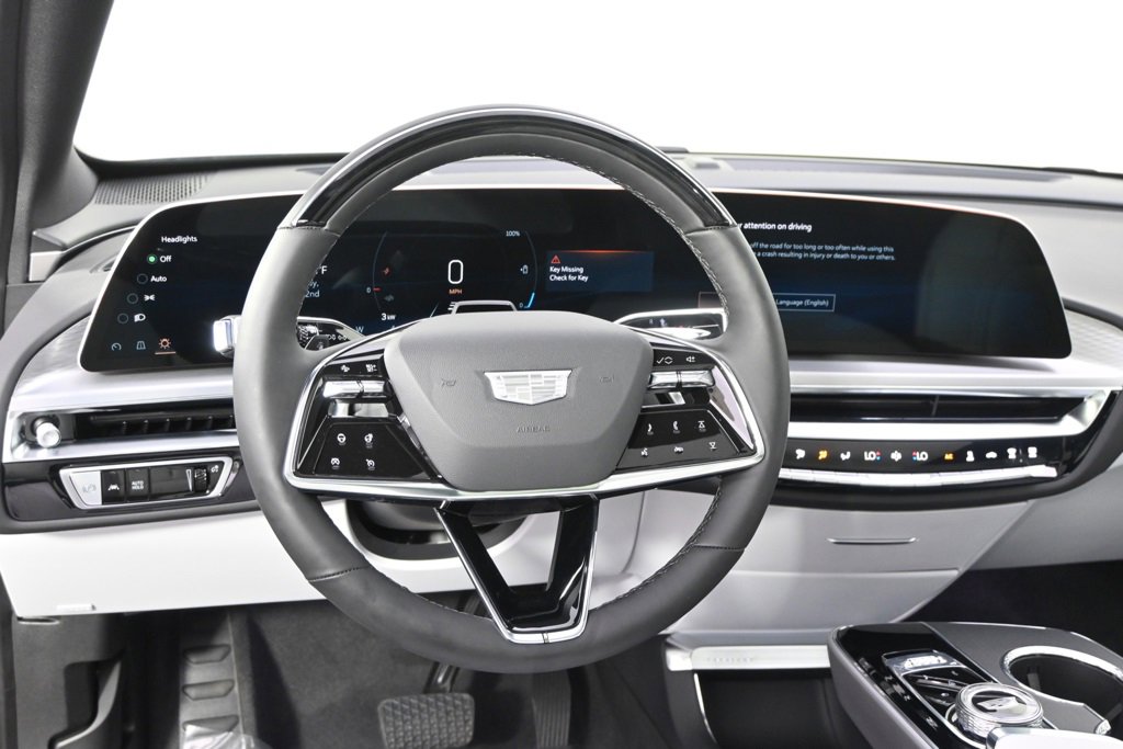 2025 Cadillac Lyriq Sport photo 11