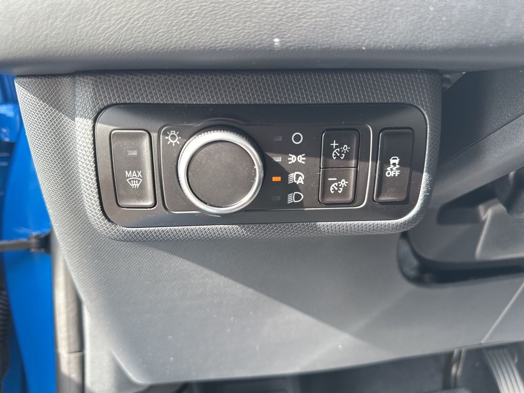 2025 Ford Mustang Mach-E Select photo 14