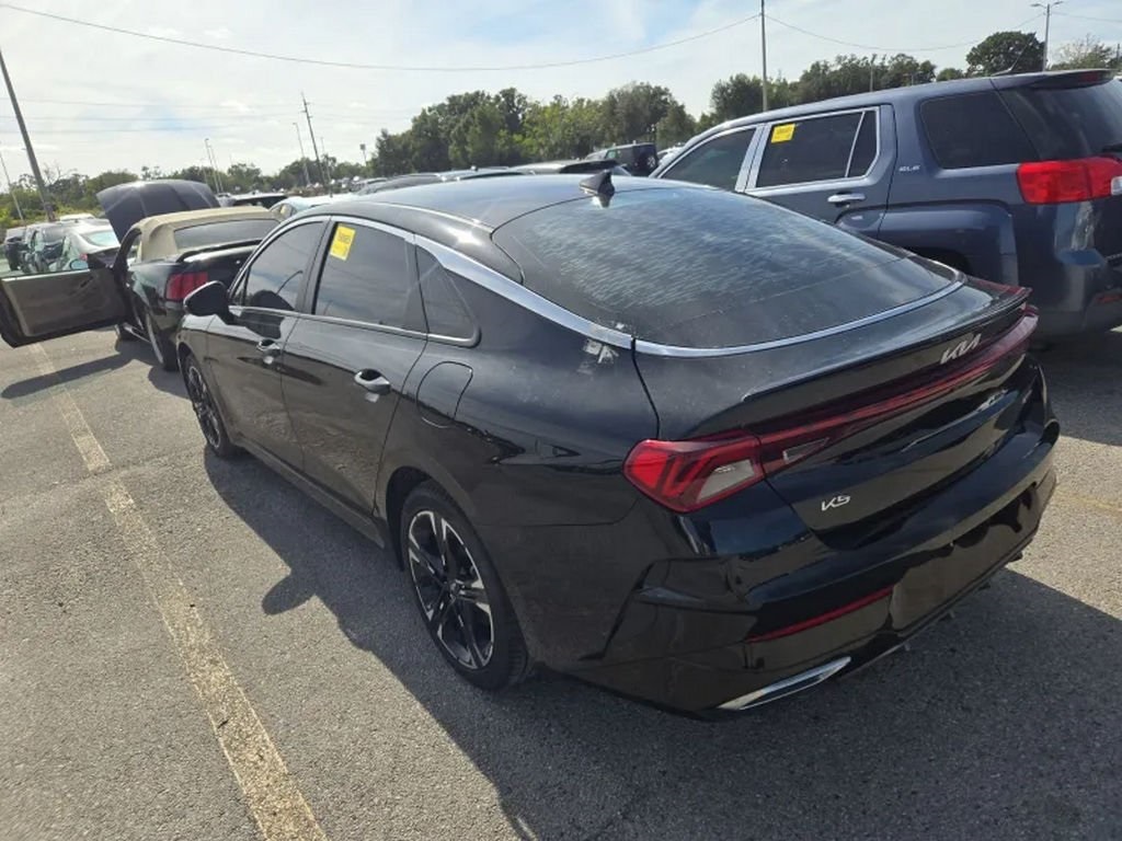 2024 Kia K5 GT-Line photo 3