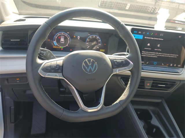2025 Volkswagen Tiguan SE photo 23