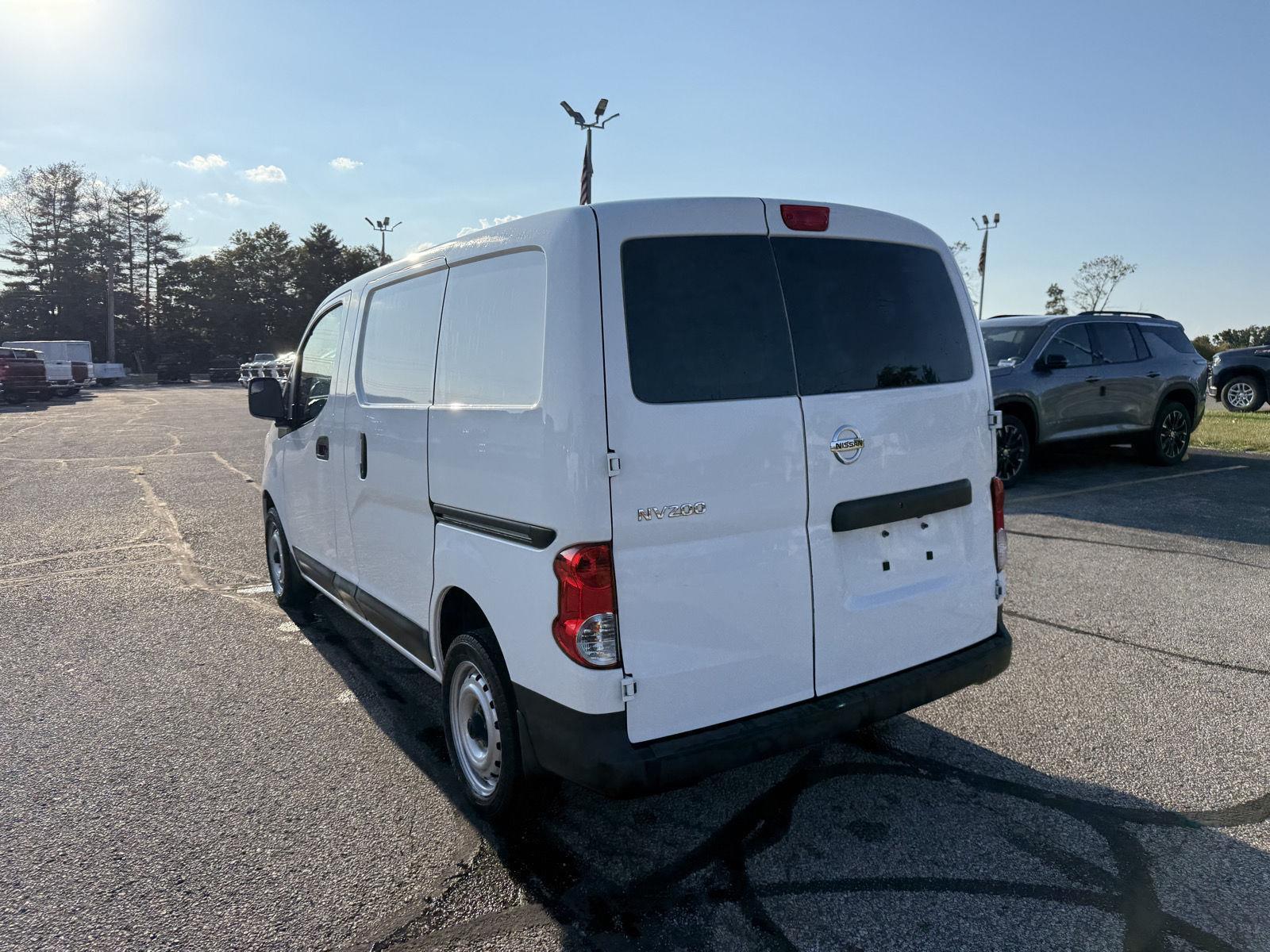2020 Nissan NV200 S photo 6