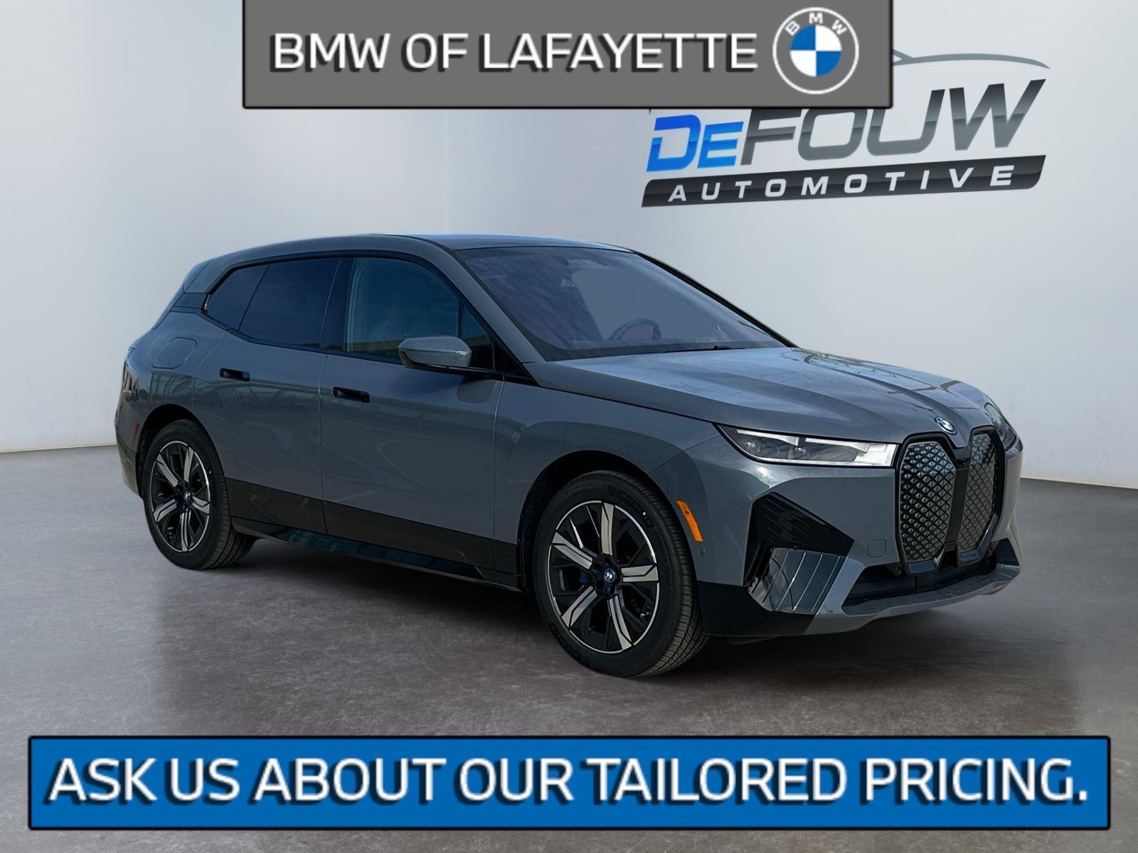 2025 BMW iX Base's photo