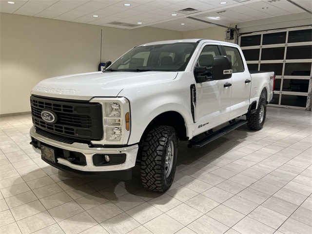 2025 Ford F-250 Super Duty XL's photo