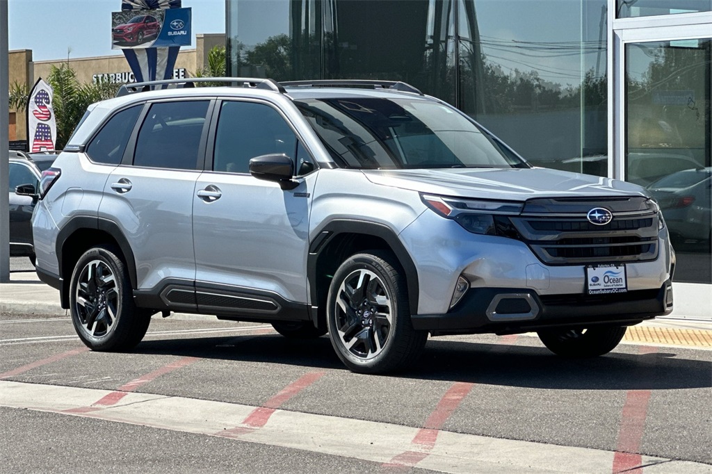 2025 Subaru Forester Limited photo 2