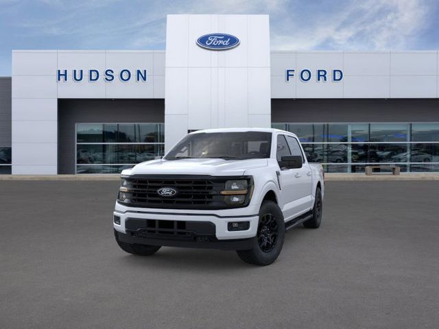 2025 Ford F-150 XLT photo 2