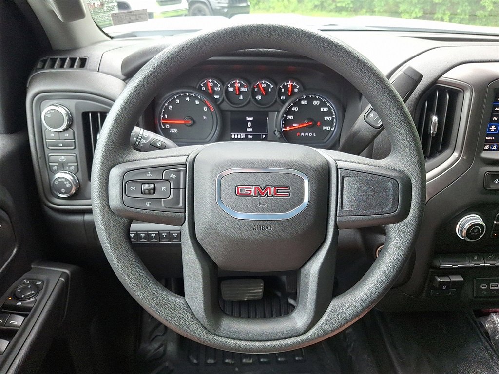 2025 Gmc Sierra 3500 HD Pro photo 9