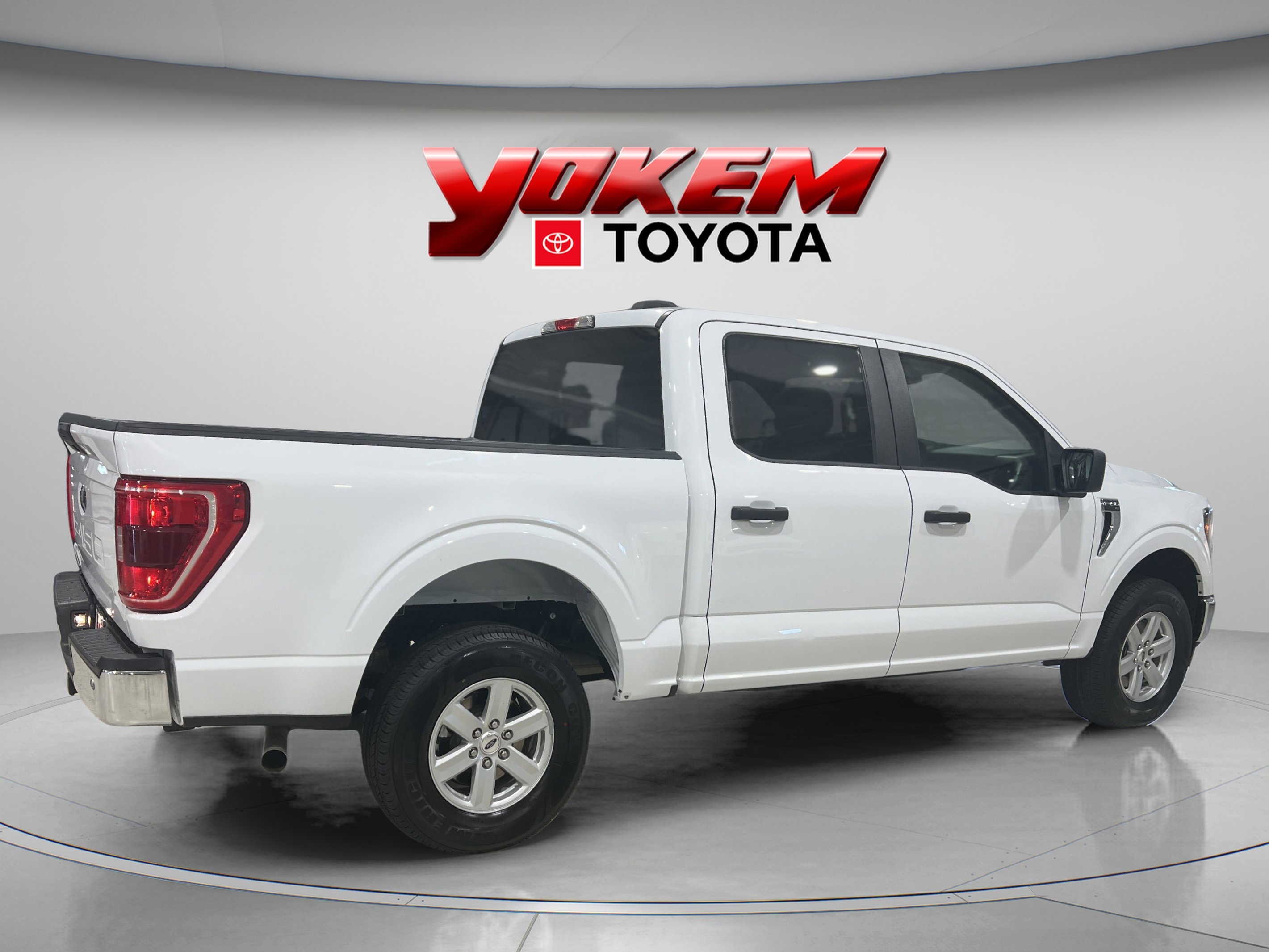 2023 Ford F-150 XLT photo 5