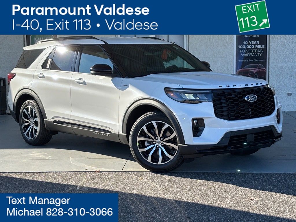 2026 Ford Explorer ST-LINE's photo