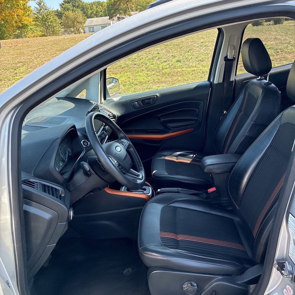 2018 Ford EcoSport SES photo 7
