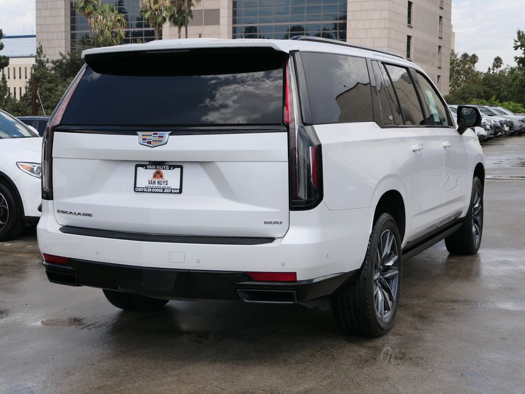 2023 Cadillac Escalade ESV Sport Platinum photo 2