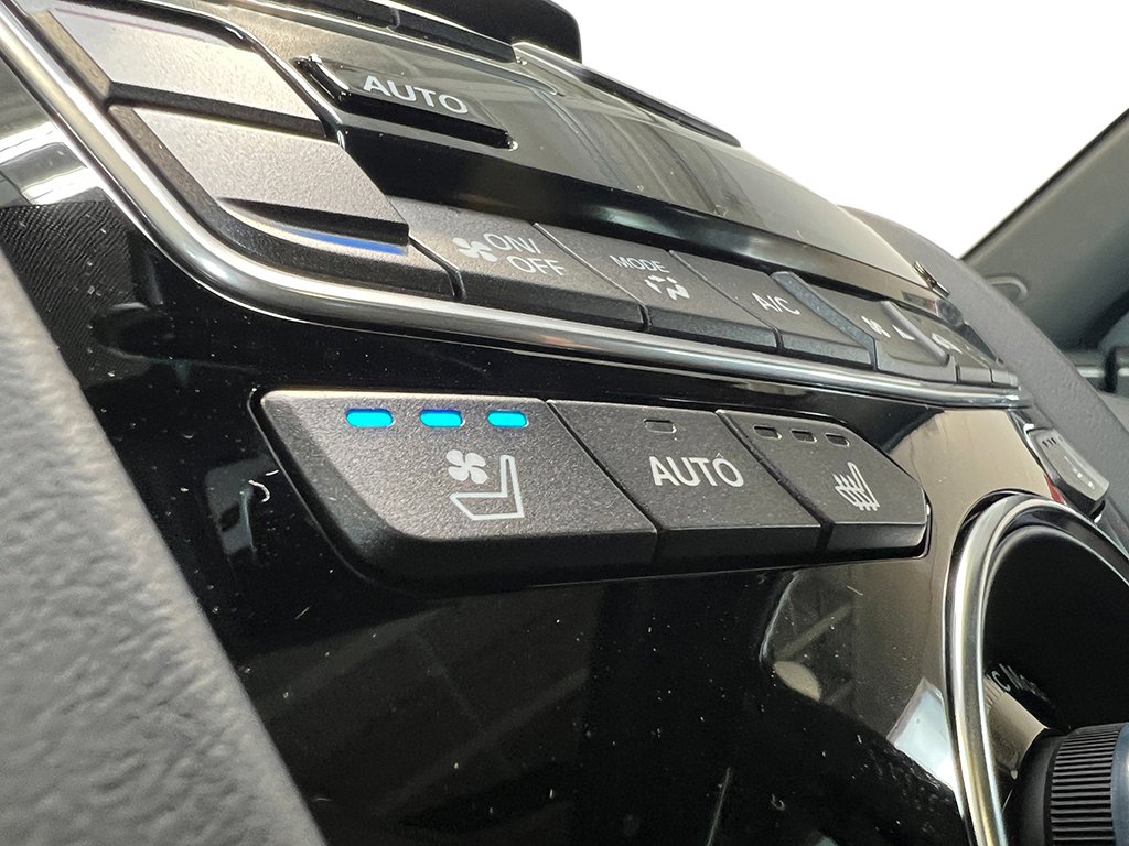 2025 Acura RDX A-Spec photo 17