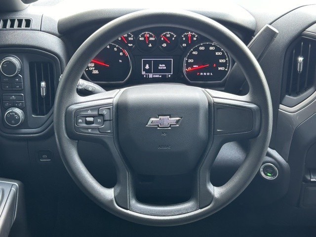 2024 Chevrolet Silverado 1500 Custom Trail Boss photo 11